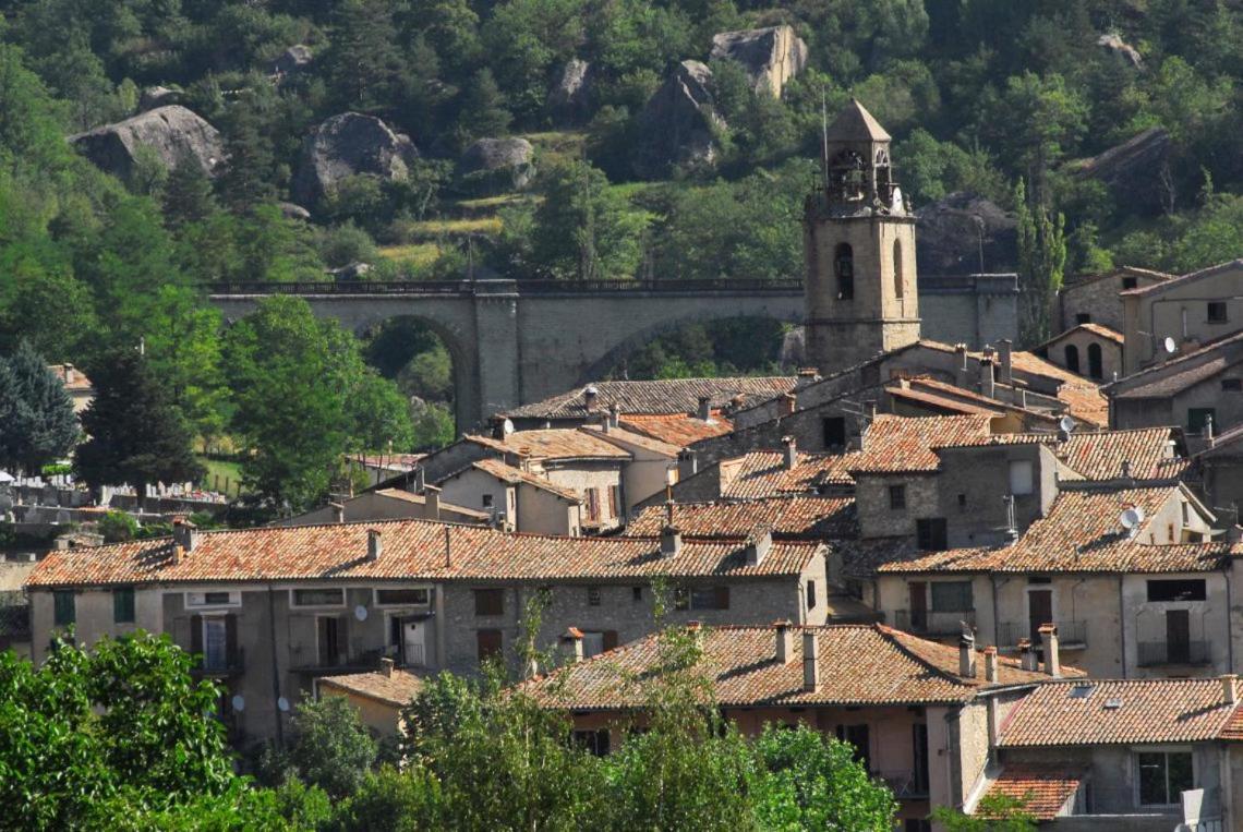 A La Maioun Appartement Annot Buitenkant foto